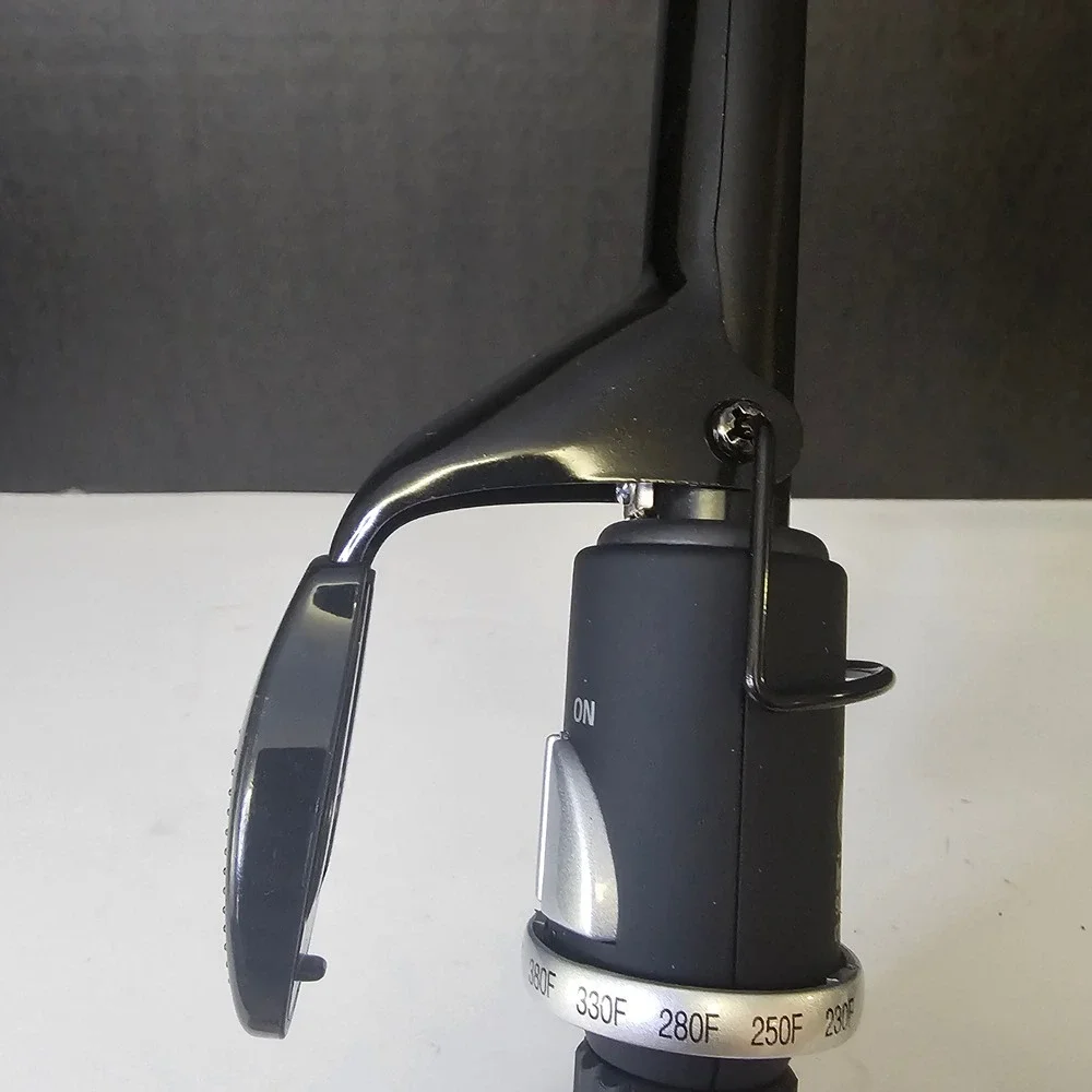BaBylissPRO Porcelain Ceramic 3/4 Inch Spring Curling Iron BP75SUC Black 430F